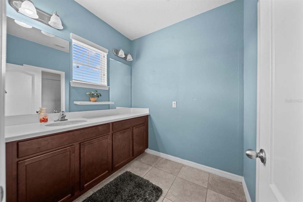 5955 Caldera Ridge Drive Lithia, FL 33547 - Photo 49 of 71