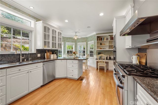 $1,700,000 | 3352 VÃa Zara, Fallbrook, CA 92028