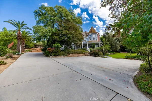 $1,650,000 | 3352 VÃa Zara, Fallbrook, CA 92028