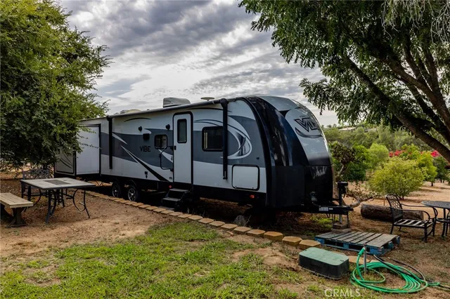 $1,700,000 | 3352 Vía Zara, Fallbrook, CA 92028