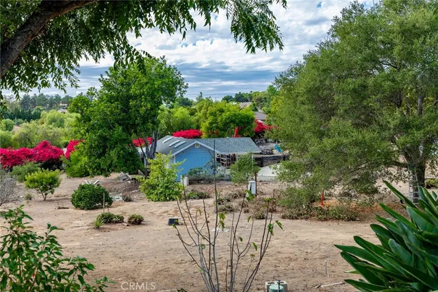 $1,700,000 | 3352 Vía Zara, Fallbrook, CA 92028