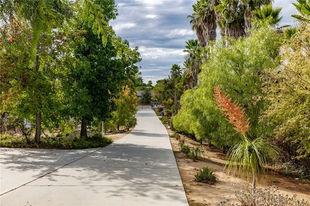 $1,700,000 | 3352 Vía Zara, Fallbrook, CA 92028