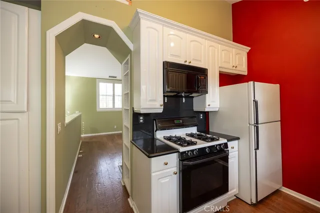 $1,700,000 | 3352 Vía Zara, Fallbrook, CA 92028