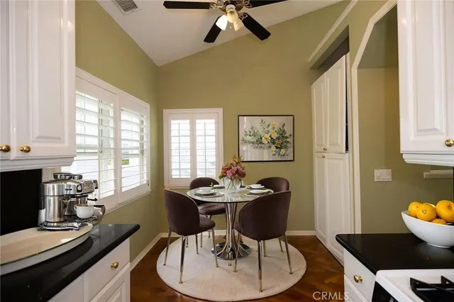 $1,700,000 | 3352 Vía Zara, Fallbrook, CA 92028