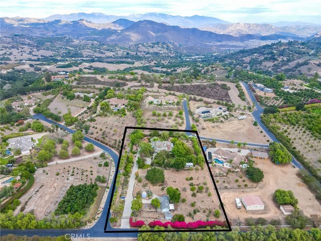 $1,700,000 | 3352 VÃa Zara, Fallbrook, CA 92028