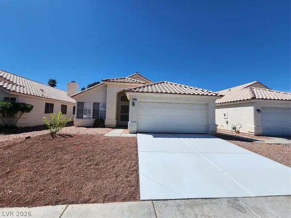 $1,995 | 4449 Cielo Lane, Las Vegas, NV 89130