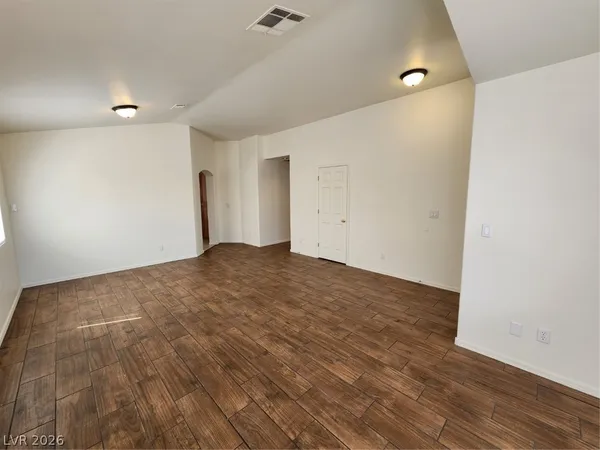 $1,995 | 4449 Cielo Lane, Las Vegas, NV 89130