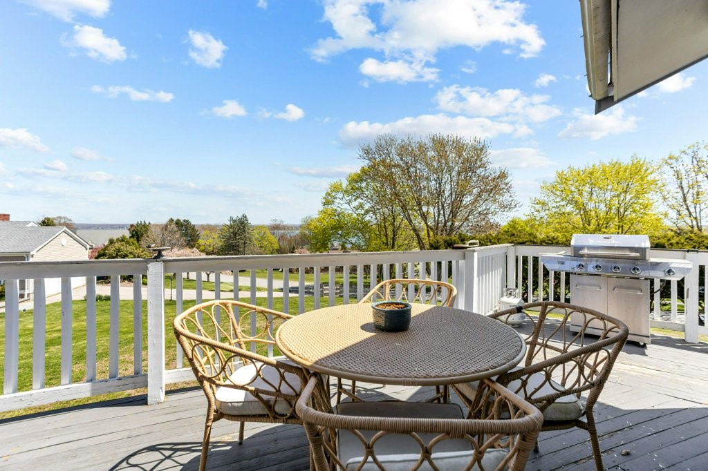 278 Taylor Road Portsmouth, RI 02871 - Photo 36 of 50 Gallery Image 36