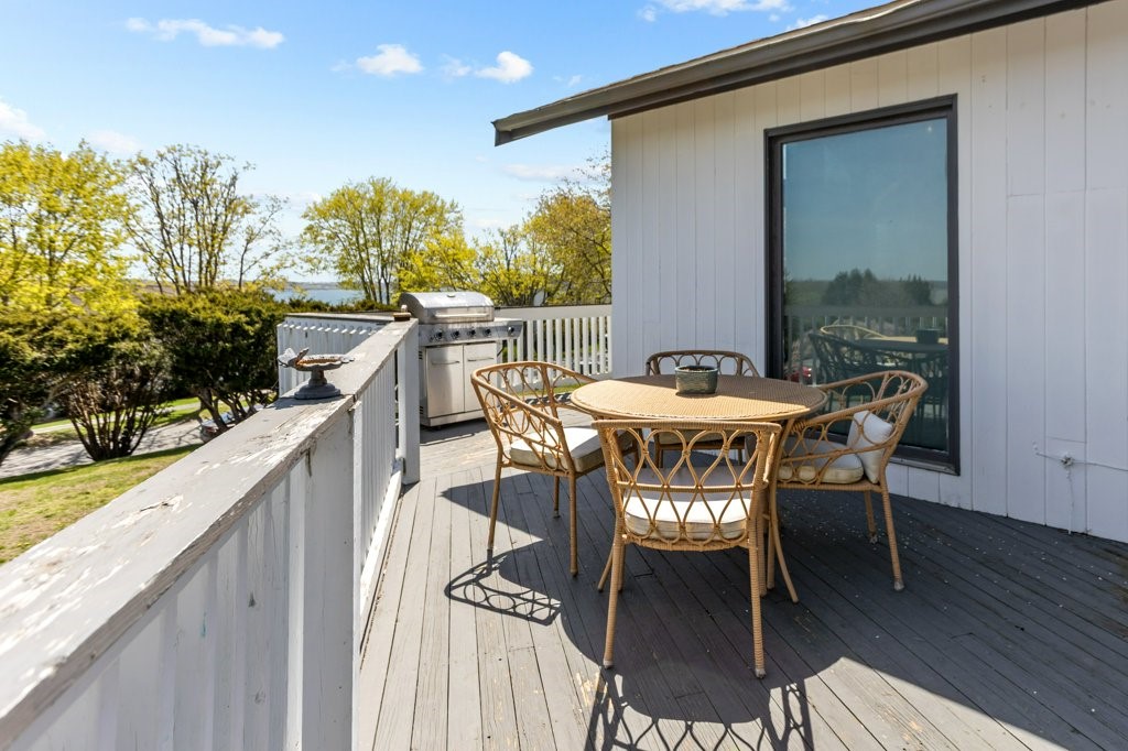 278 Taylor Road Portsmouth, RI 02871 - Photo 37 of 50 Gallery Image 37