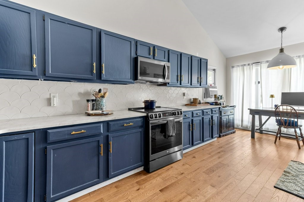 278 Taylor Road Portsmouth, RI 02871 - Photo 10 of 50 Gallery Image 10