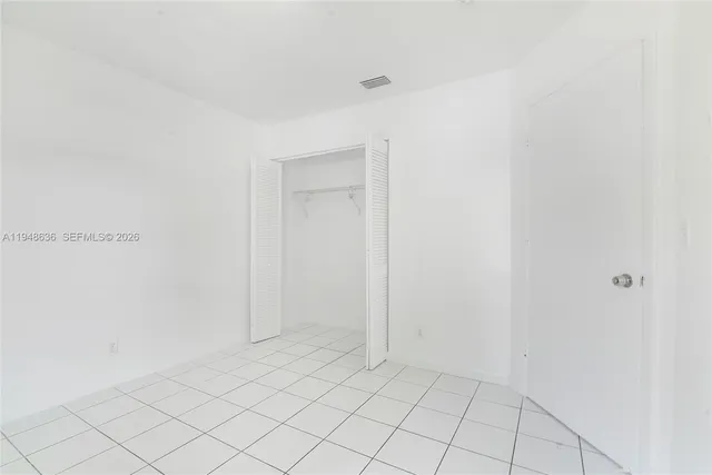 $2,400 | 2536 Cleveland Street, Unit 2536, Hollywood, FL 33020