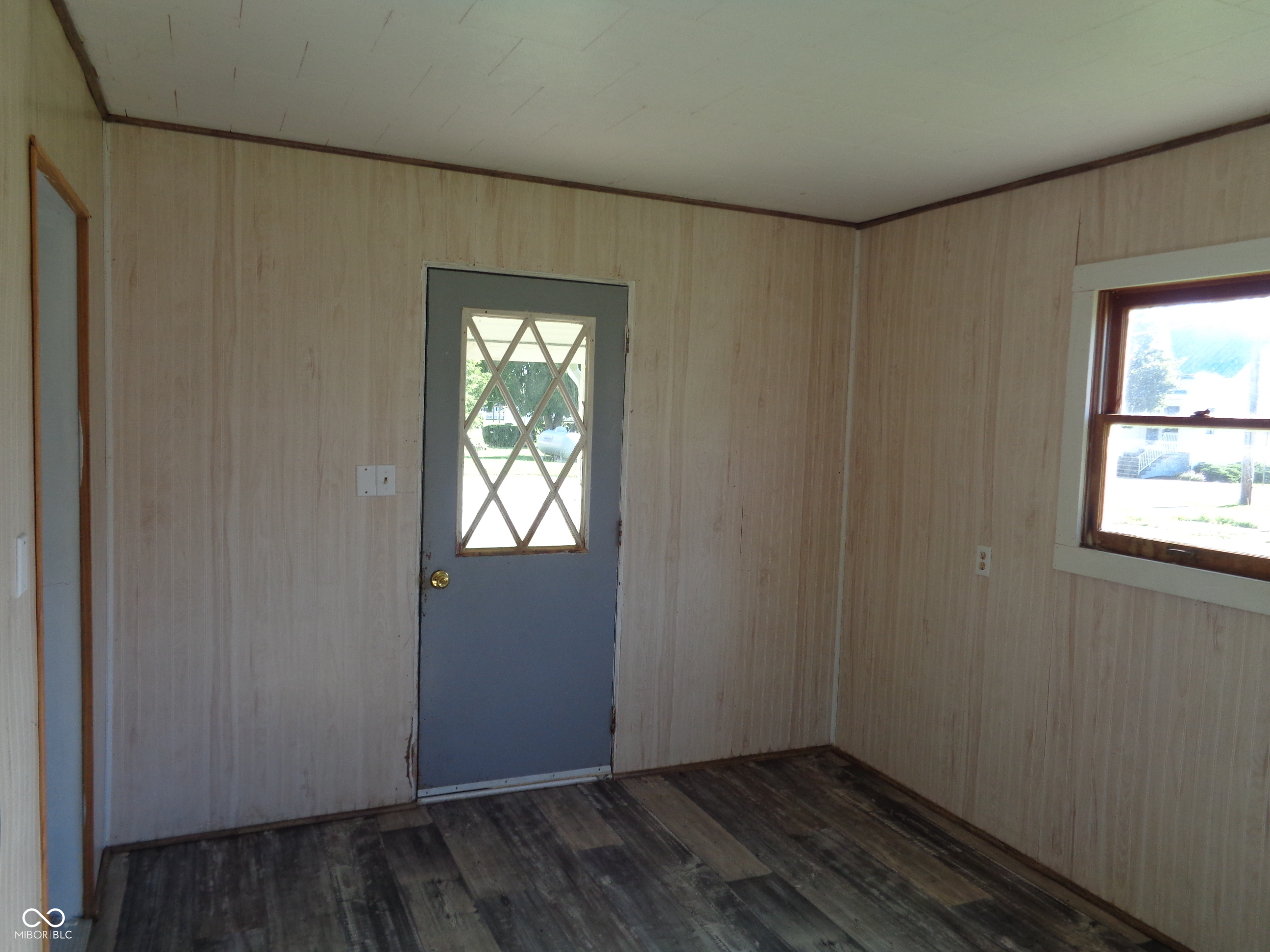 400 South Division Street Cayuga, IN 47928 - Photo 15 of 36