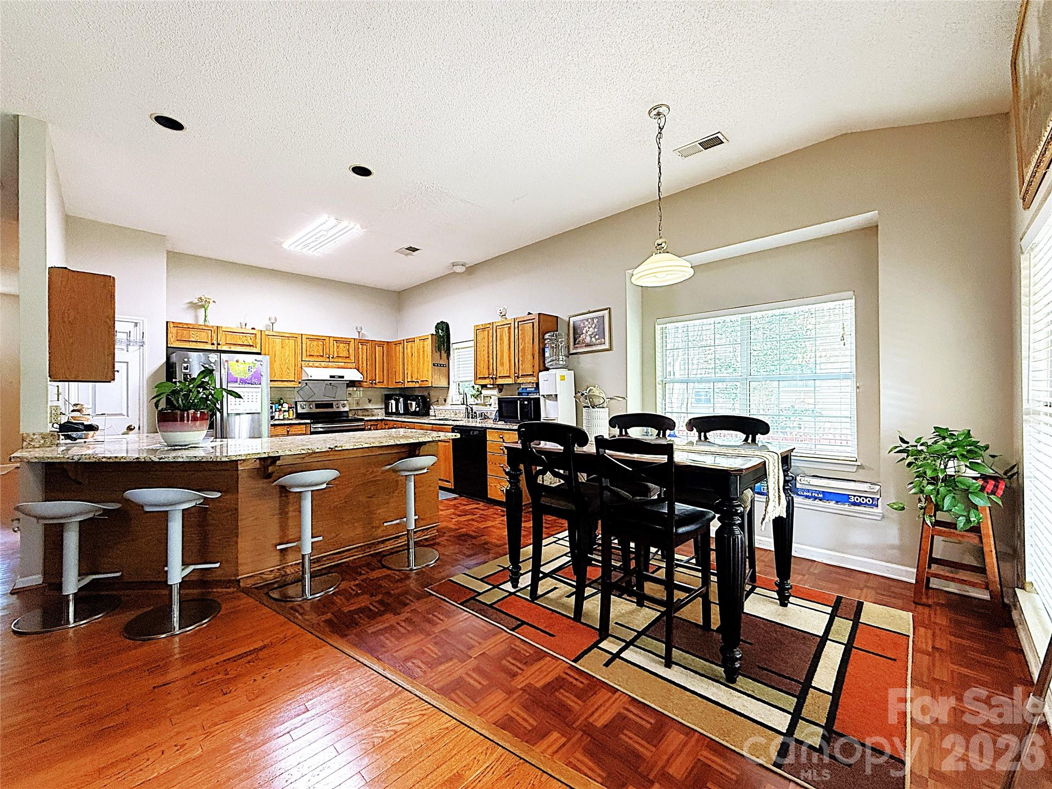 13636 Portpatrick Lane Matthews, NC 28105 - Photo 4 of 32