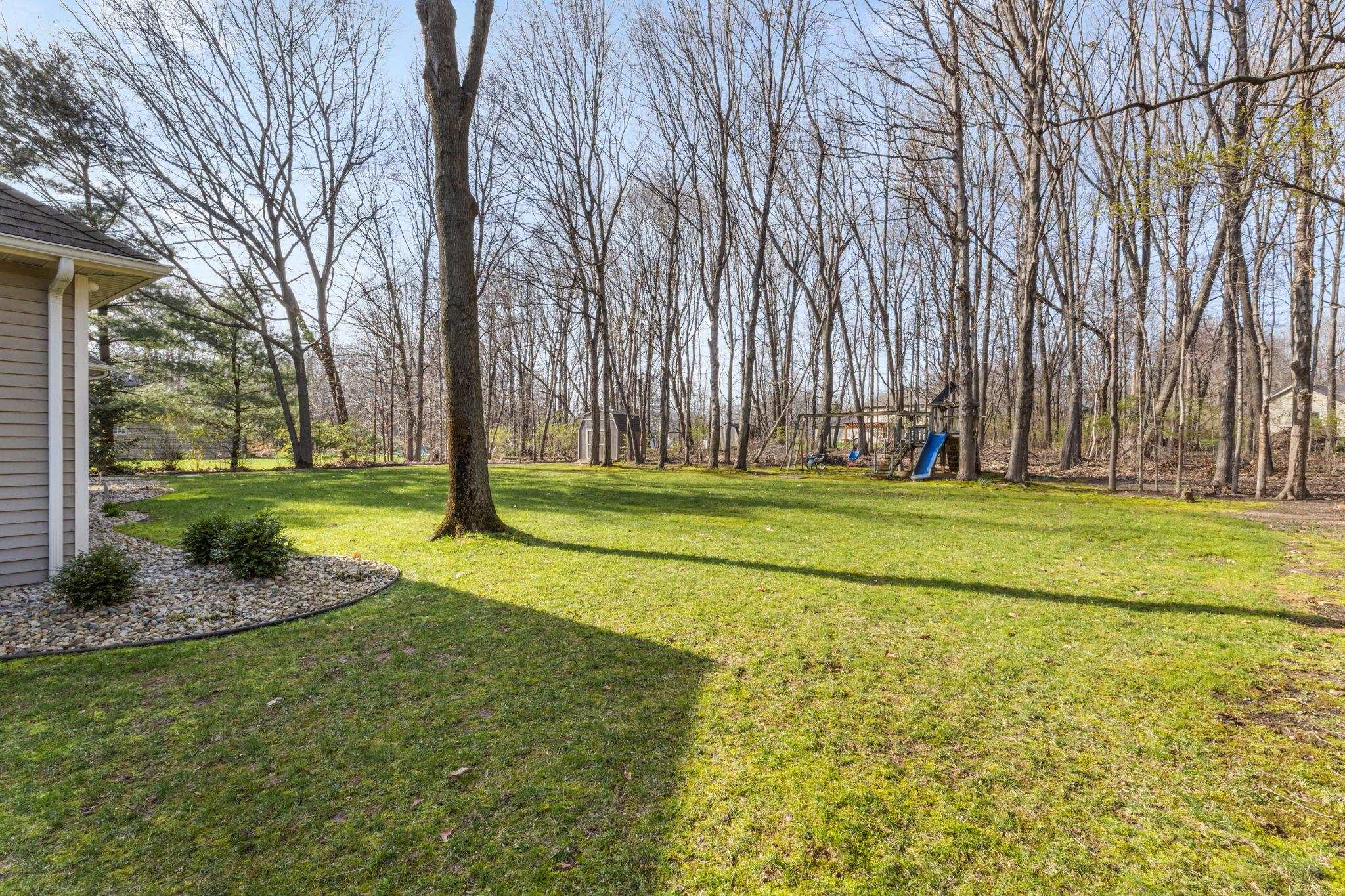 13745 Ranier Drive Middlebury, IN 46540 - Photo 26 of 29