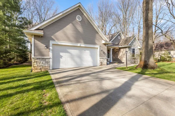 $467,000 | 13745 Ranier Drive, Middlebury, IN 46540