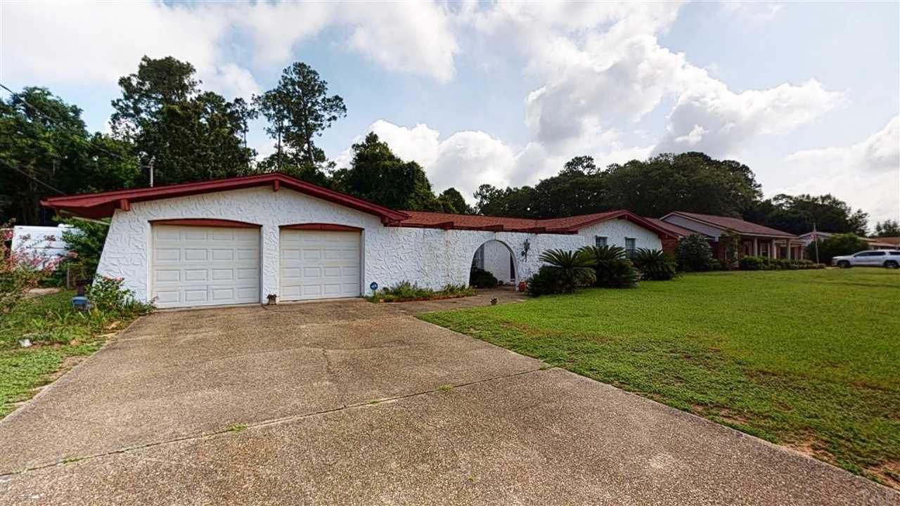 7732 Chesterfield Road Pensacola, FL 32506 - Photo 2 of 31 Gallery Image 2