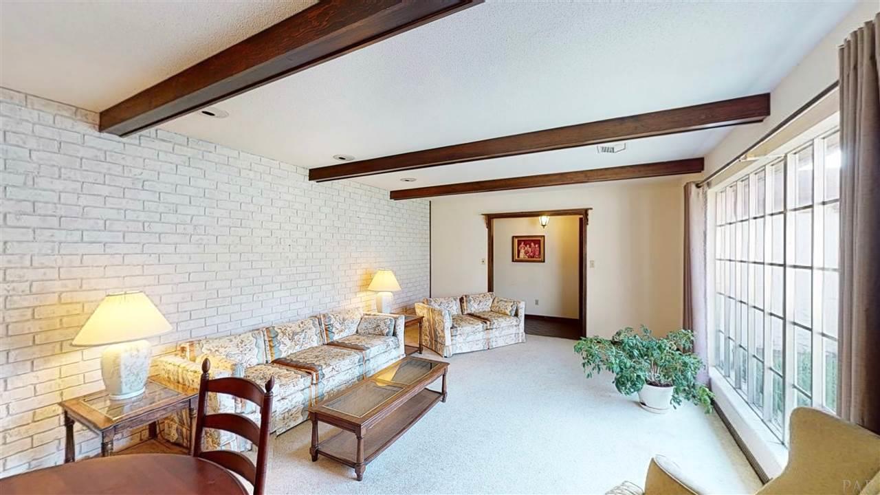 7732 Chesterfield Road Pensacola, FL 32506 - Photo 7 of 31 Gallery Image 7