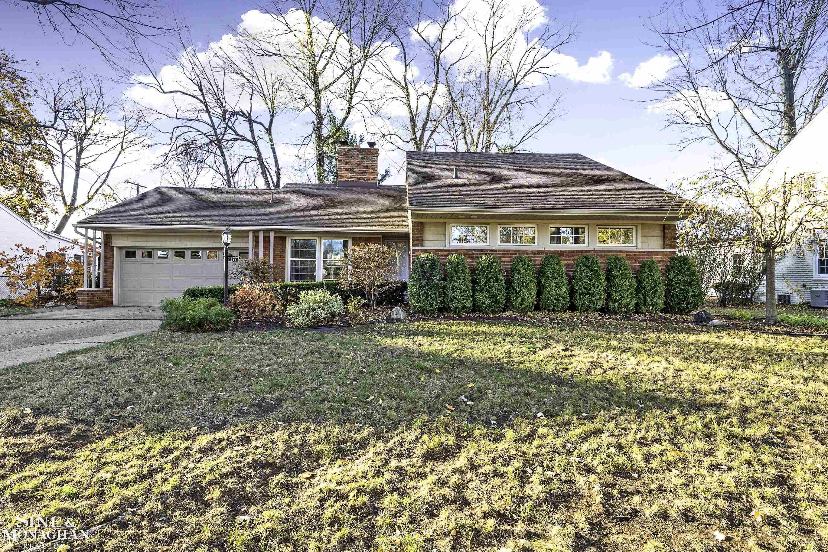 533 Hawthorne Road Grosse Pointe Woods, MI 48236 - Photo 1 of 49 Gallery Image 1