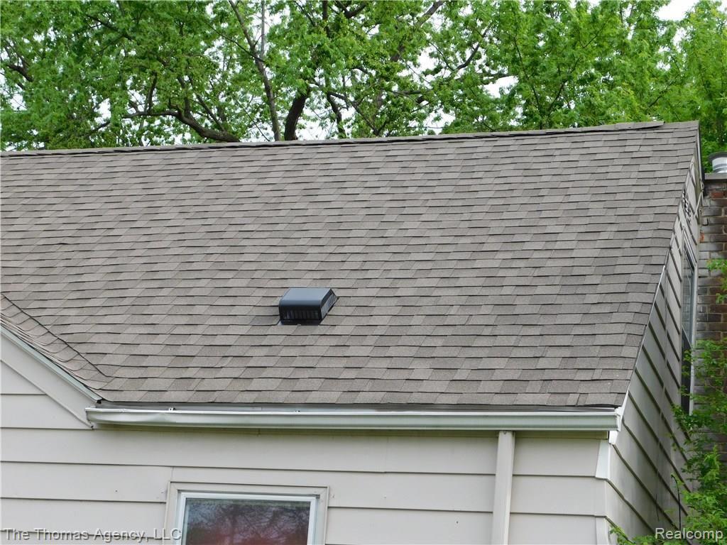 15750 Stephens Road Eastpointe, MI 48021 - Photo 22 of 22 DSCN0069.JPG
