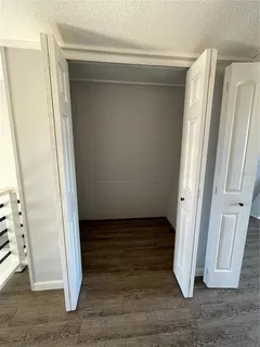 $330,000 | 900 Riverside Drive, Tarpon Springs, FL 34689