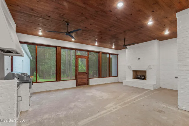 $859,000 | 104 Westlake Circle, Madison, MS 39110