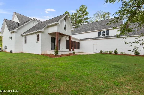 $859,000 | 104 Westlake Circle, Madison, MS 39110