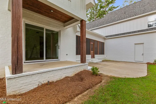 $859,000 | 104 Westlake Circle, Madison, MS 39110