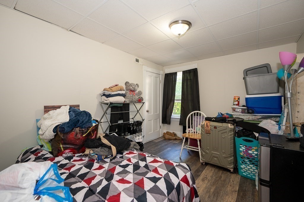 192 Vernon Street Worcester, MA 01607 - Photo 13 of 38