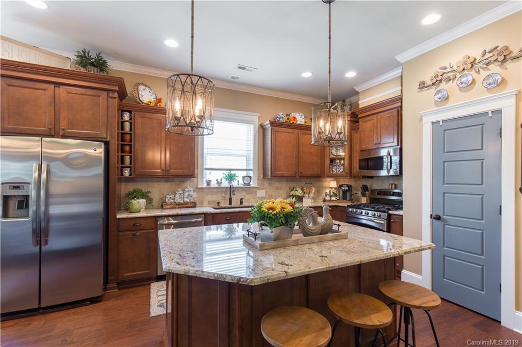 517 Channel Road Lake Wylie, SC 29710 - Photo 7 of 20 Gallery Image 7