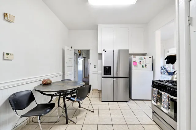 $369,999 | 728 De Witt Avenue, Sanger, CA 93657