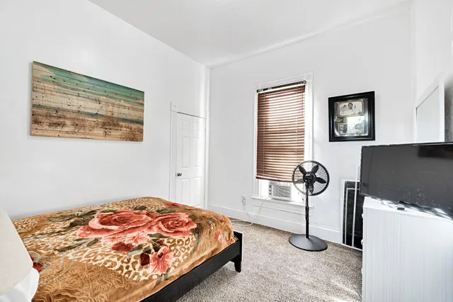 $369,999 | 728 De Witt Avenue, Sanger, CA 93657