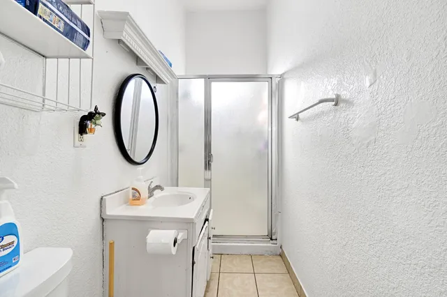 $369,999 | 728 De Witt Avenue, Sanger, CA 93657