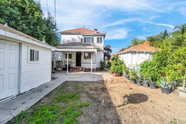 $369,999 | 728 De Witt Avenue, Sanger, CA 93657