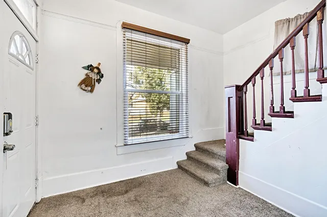 $369,999 | 728 De Witt Avenue, Sanger, CA 93657