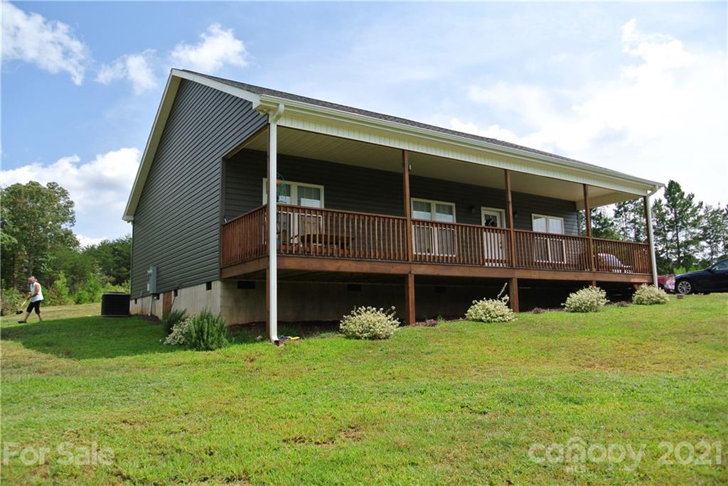 489 South Pea Ridge Road Mooresboro, NC 28114 - Photo 4 of 41 Gallery Image 4
