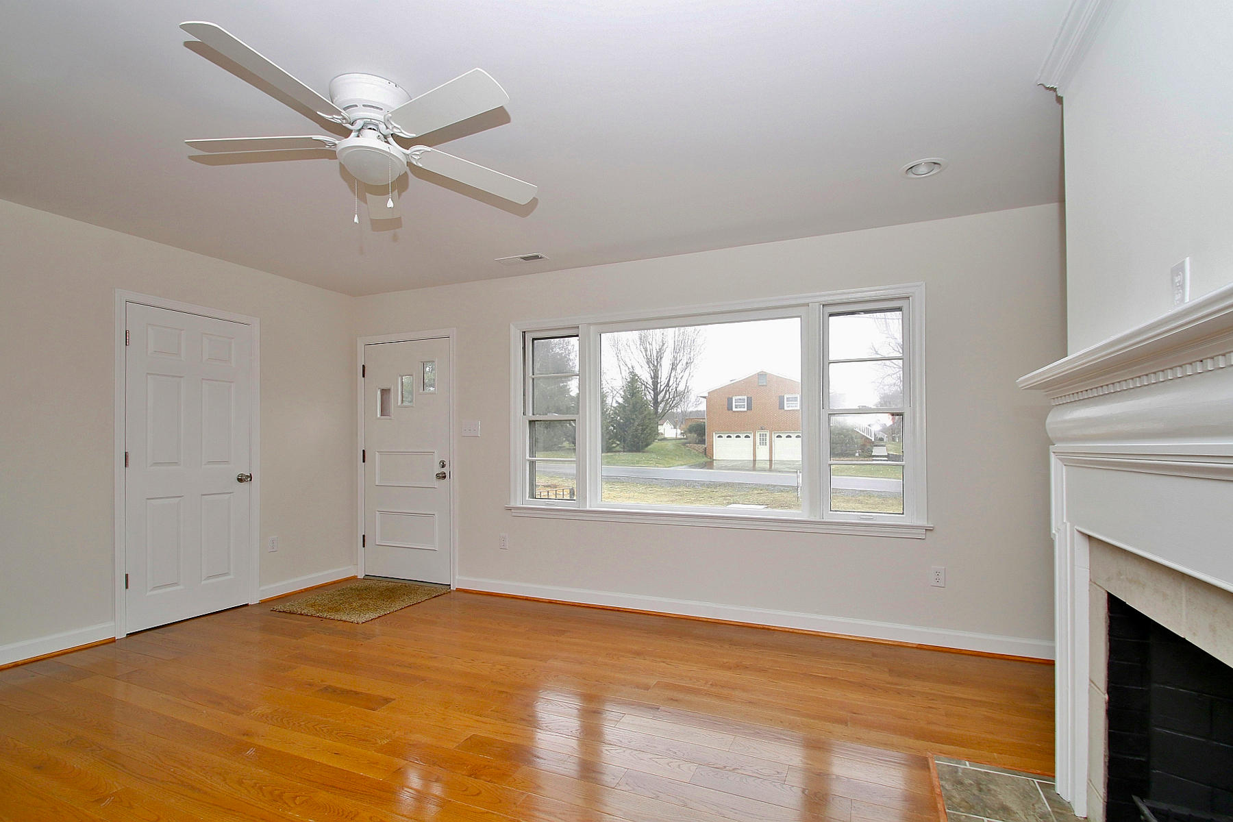 7712 Barrens Road Roanoke, VA 24019 - Photo 3 of 45 _MG_1138