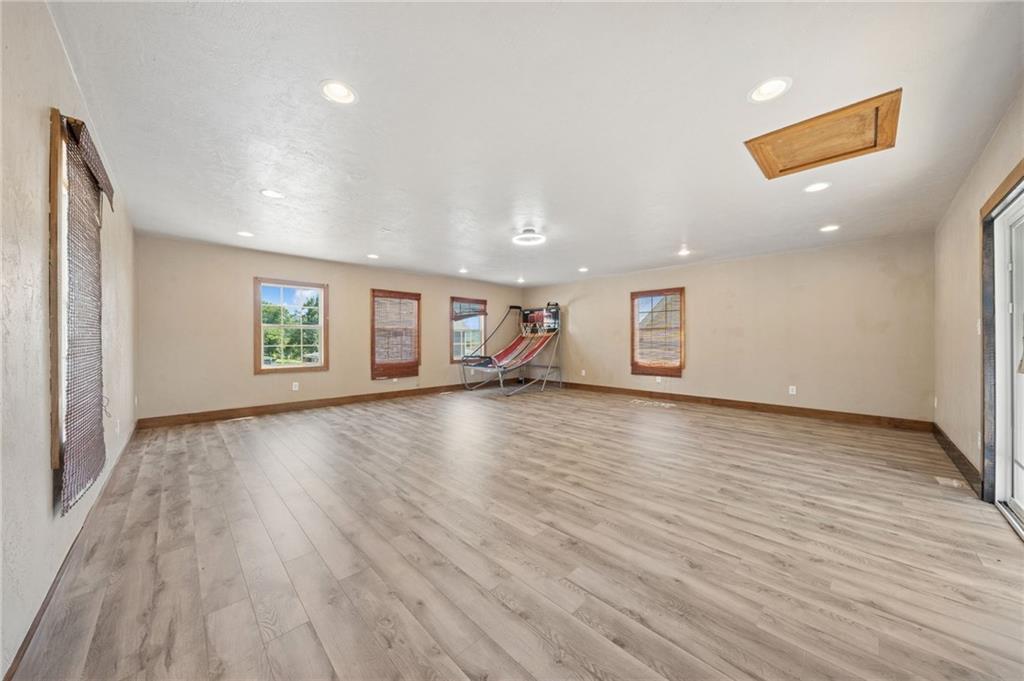 512 5th Street Webster, PA 15087 - Photo 27 of 37