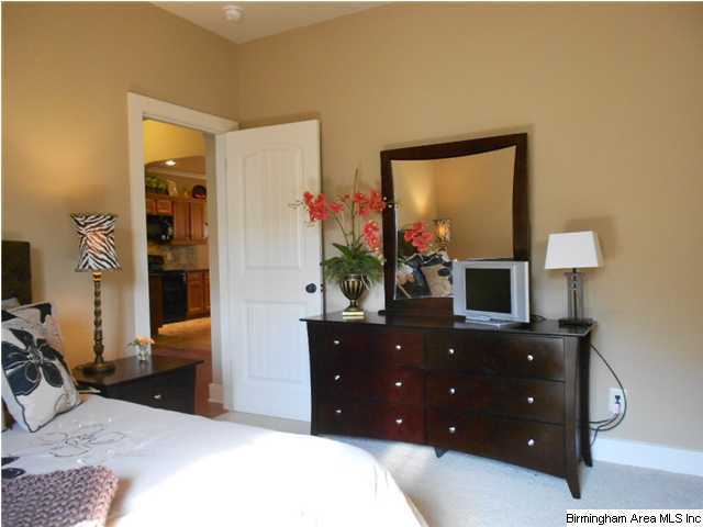 1191 Grants Way Birmingham, AL 35210 - Photo 15 of 28