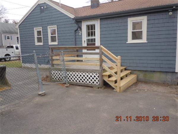 35 Hawthorne Road Holbrook, MA 02343 - Photo 5 of 13