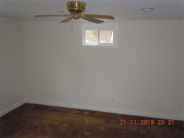 35 Hawthorne Road Holbrook, MA 02343 - Photo 8 of 13