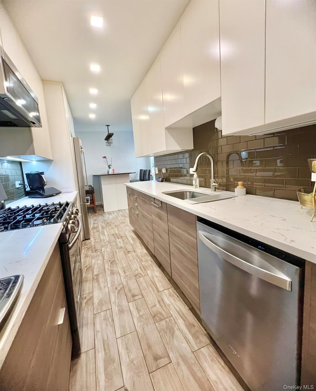 83-30 98th Street, Unit 3A Queens, NY 11421 - Photo 13 of 25