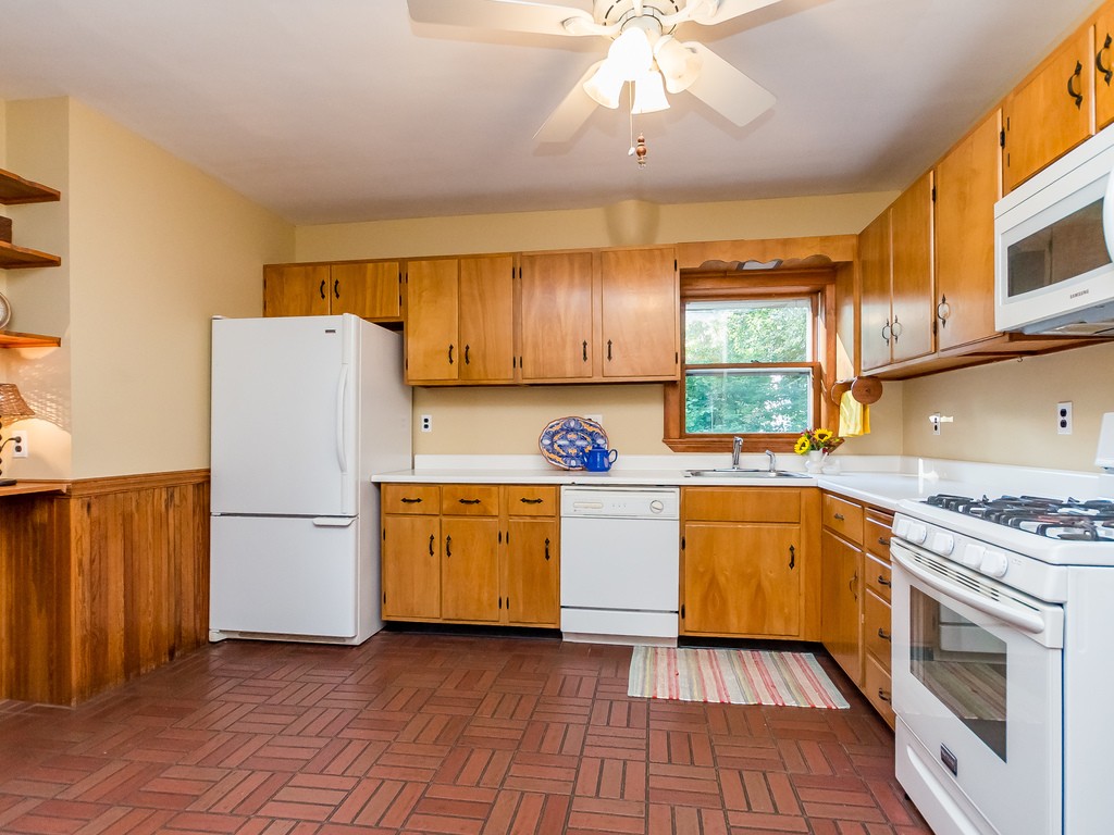 15 Fountain Road Arlington, MA 02476 - Photo 14 of 30