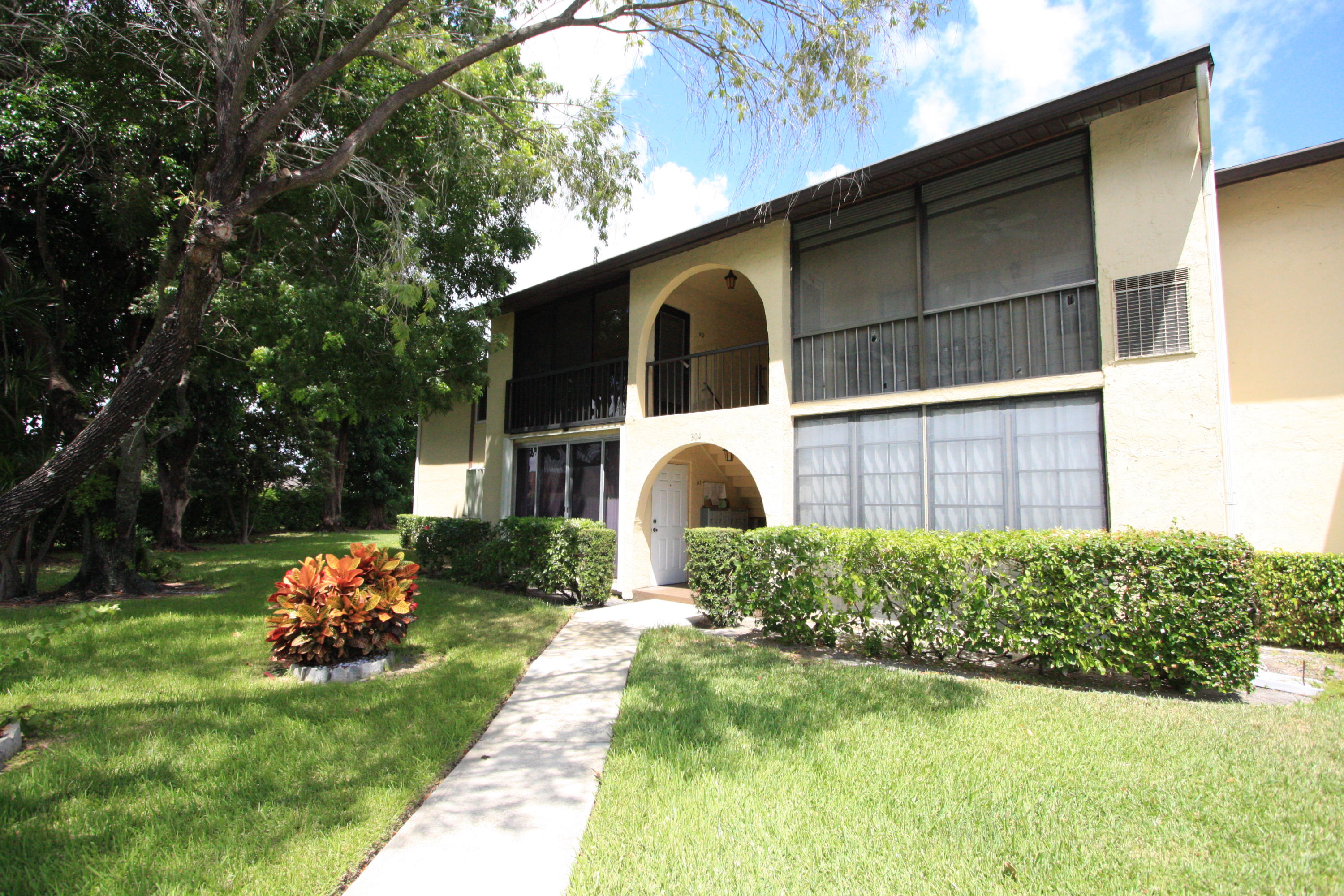 304 Pine Ridge Circle, Unit D2 Greenacres, FL 33463 - Photo 36 of 49 IMG_4543
