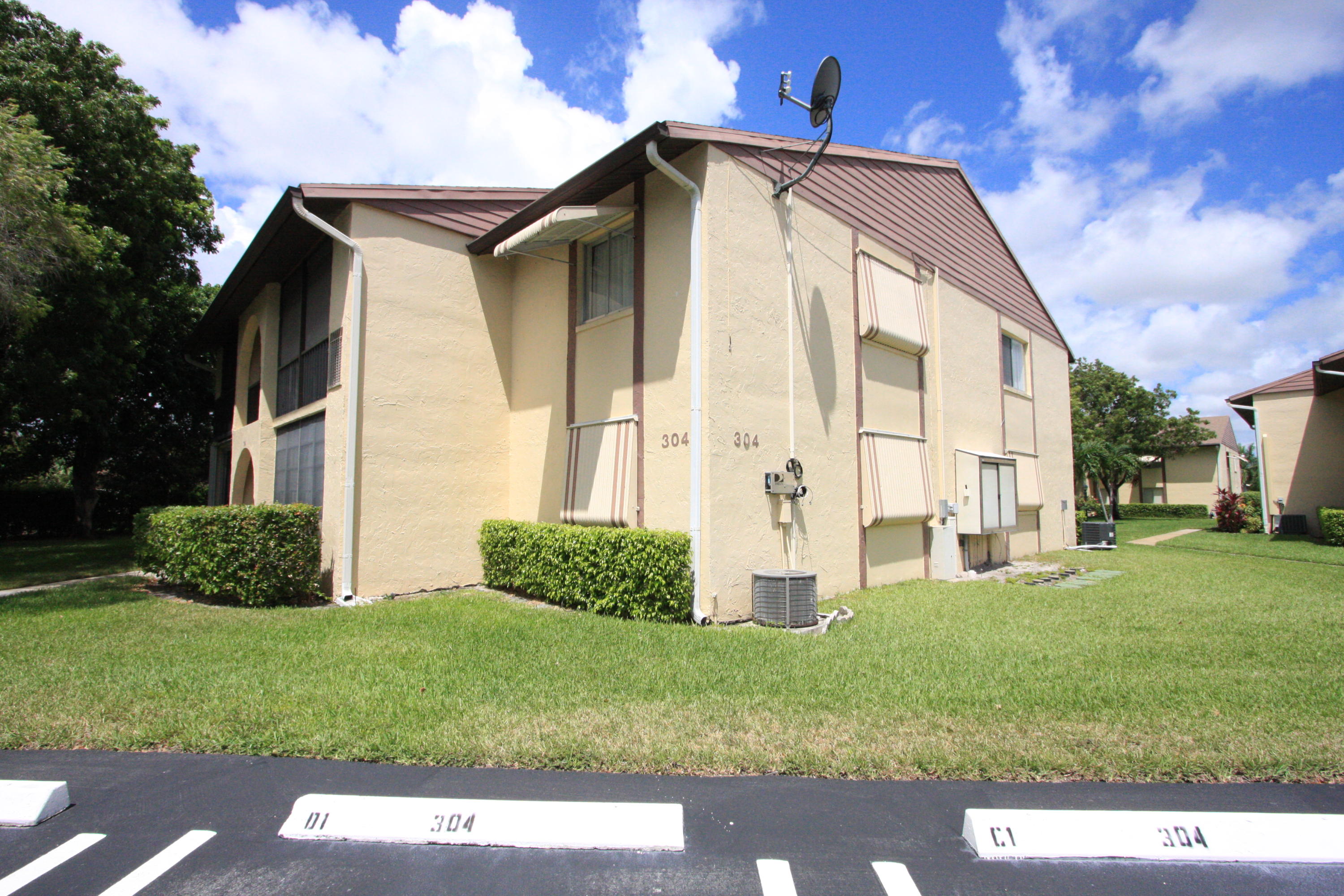 304 Pine Ridge Circle, Unit D2 Greenacres, FL 33463 - Photo 39 of 49 IMG_4546