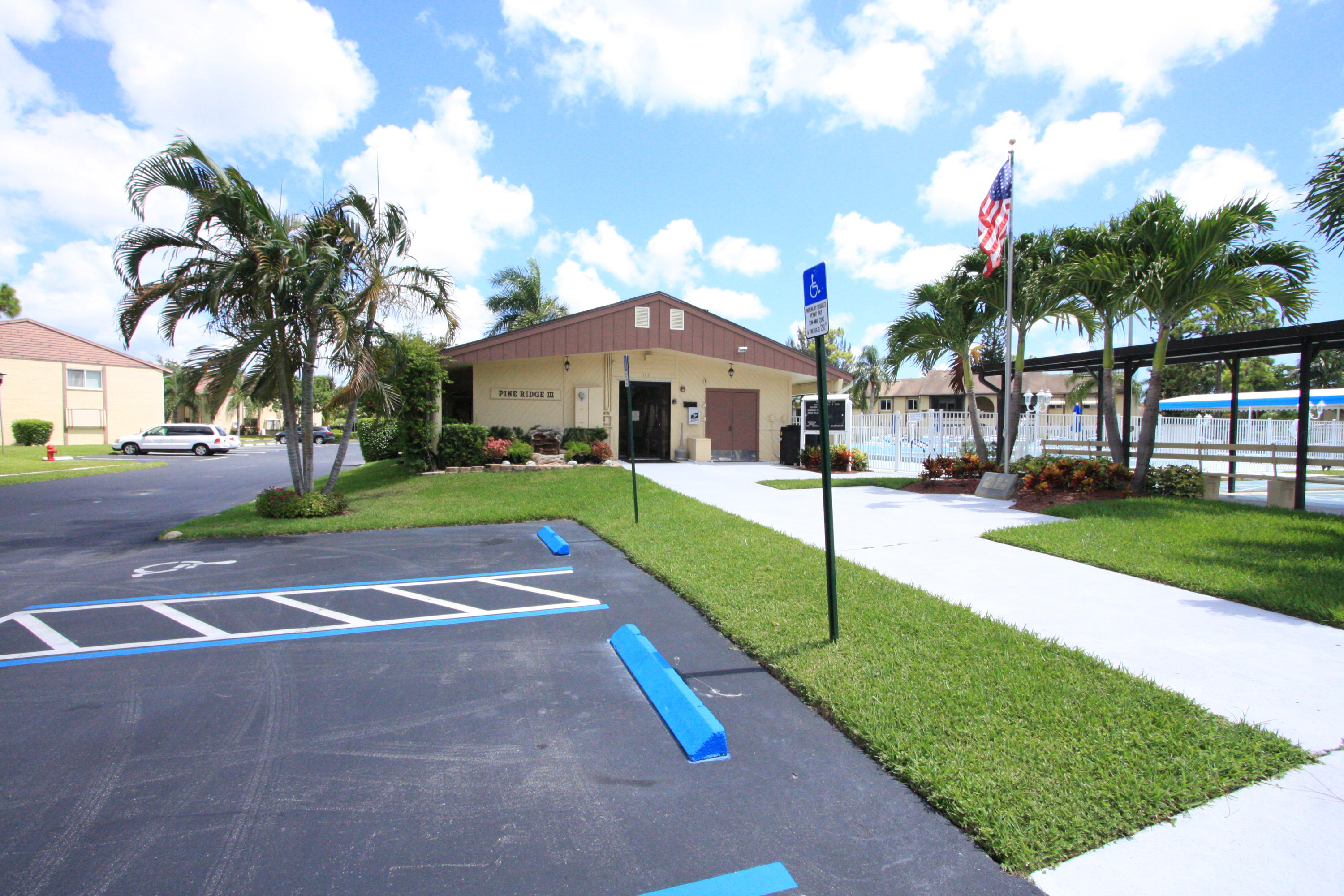 304 Pine Ridge Circle, Unit D2 Greenacres, FL 33463 - Photo 40 of 49 IMG_4547