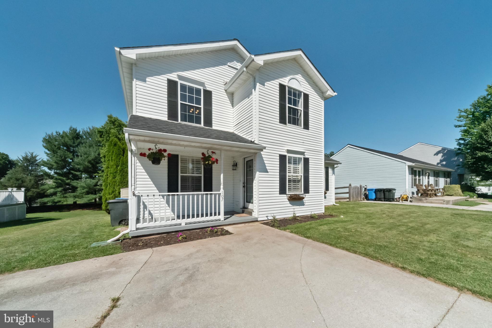 107 Ridge Avenue Taneytown, MD 21787 - Photo 2 of 34 Gallery Image 2