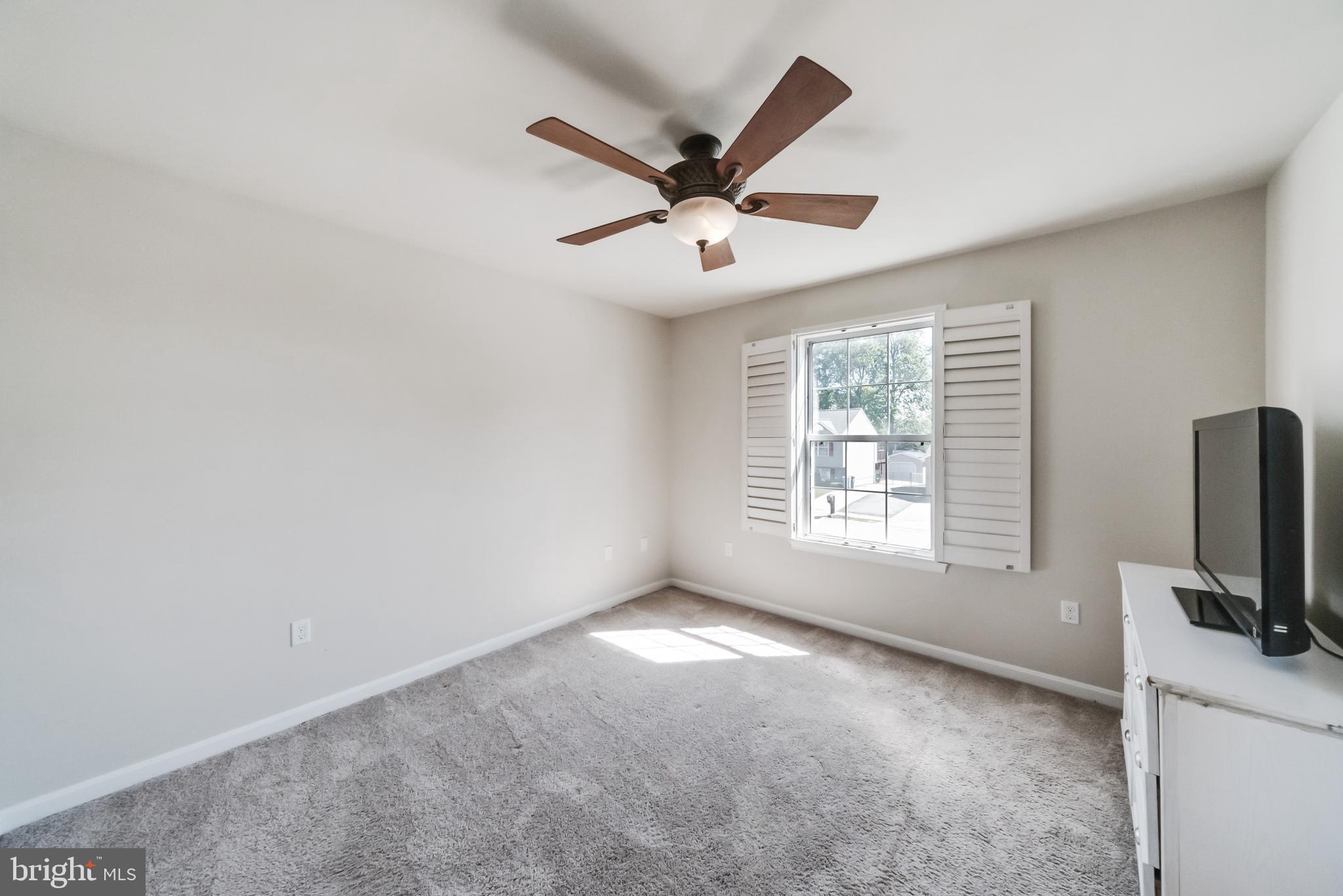 107 Ridge Avenue Taneytown, MD 21787 - Photo 15 of 34 Primary Bedroom