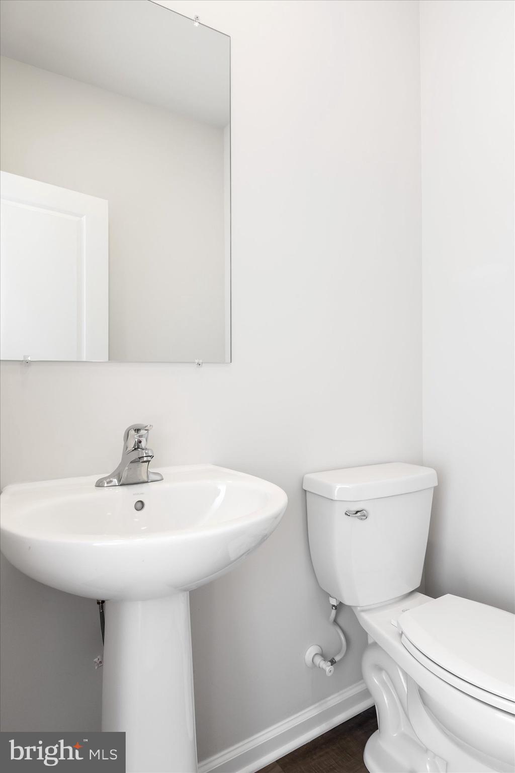 405 17th Avenue Ranson, WV 25438 - Photo 27 of 35 Hall Bath