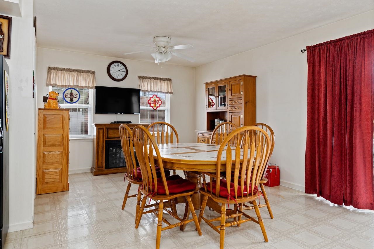 58 Rolla Mill Road Verona, VA 24482 - Photo 31 of 46 a view of a dining room with furniture and window