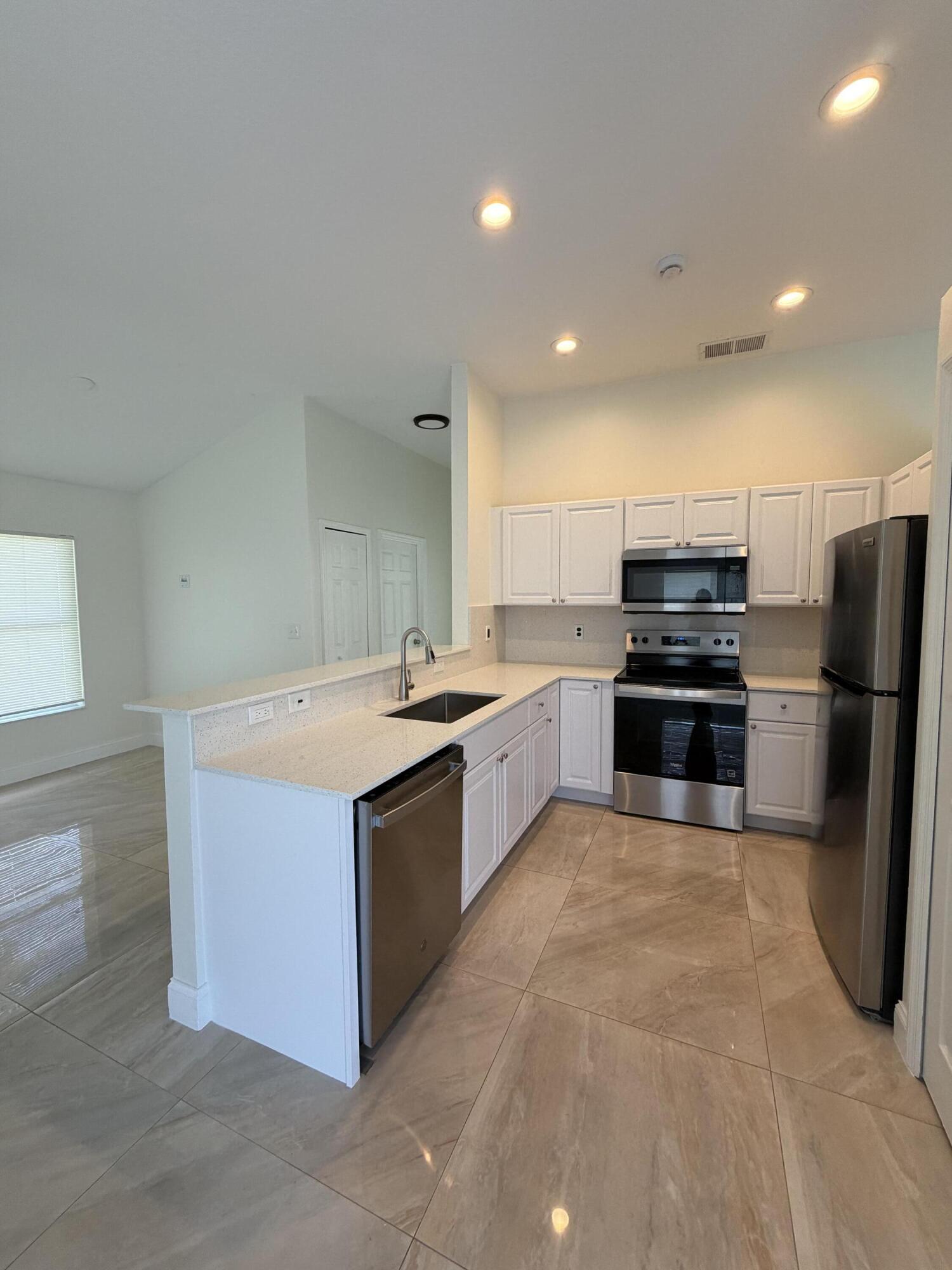 2619 Southwest Fair Isle Road Port St. Lucie, FL 34987 - Photo 12 of 37 IMG_1183
